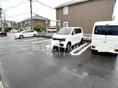 【駐車場】 | ドリームＣ | 駐車場があるので、車を買う予定の方も安心です