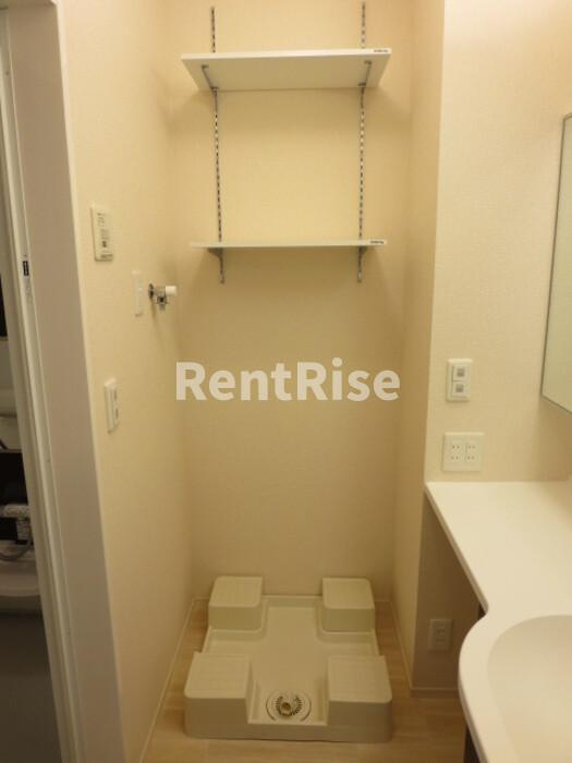 シャトル緑ヶ丘のロビー