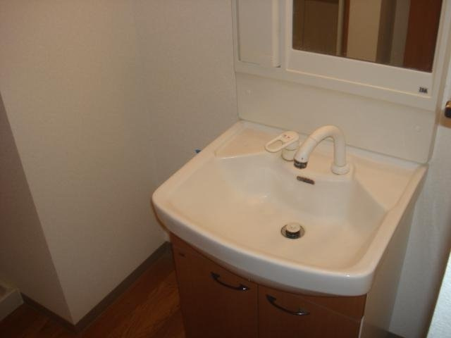 クオリティ パレス|洗髪洗面化粧台