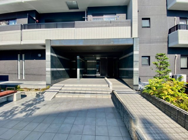 【エントランス】 | シャトー桃山台
