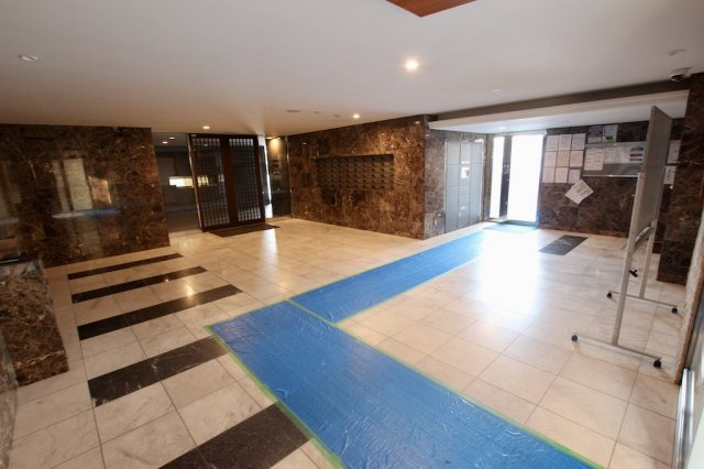 アソシア博多南ロハス・ザ・スタイルのエントランス