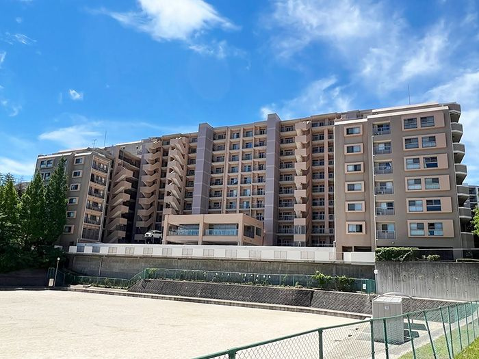 パークサンリヤン博多の森3番館の外観