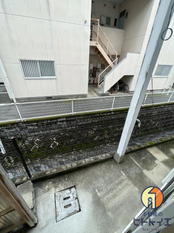 大篭アパートの庭