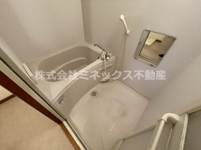 【バルコニー】 | コンフォール大橋 | 同タイプのお部屋の写真。現況を優先します。