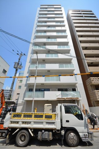 プレディアコート本町の外観