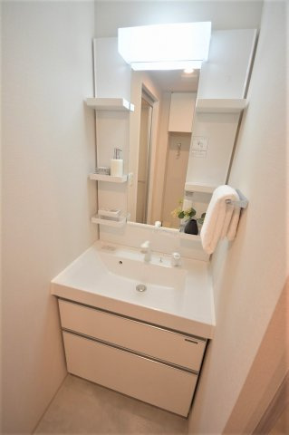 プレディアコート本町の洗面所