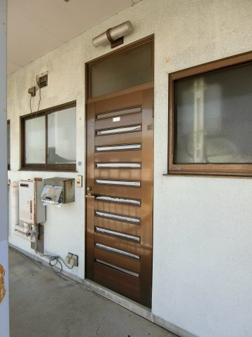 コーポNSの玄関