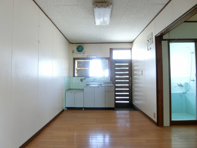 コーポNSの居間・リビング