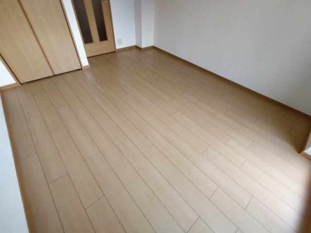  | ネオ・グランツ高井田