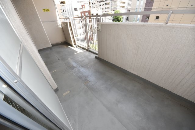 アーデンコート西長堀のバルコニー