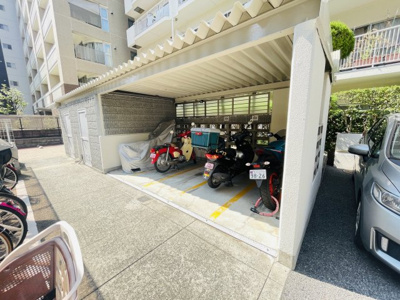 【駐車場】 | 日商岩井阿波座マンション
