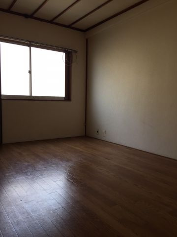 西田マンションの内装