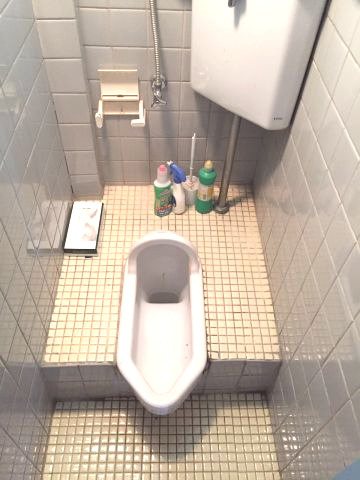 西田マンションのトイレ