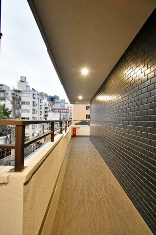 メビウス八坂の周辺