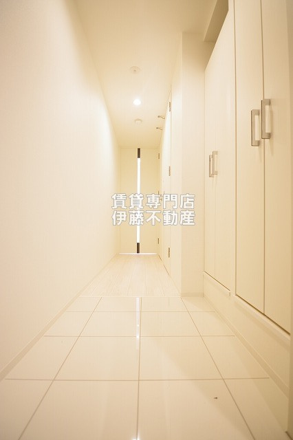 LUORE浄心EASTの玄関