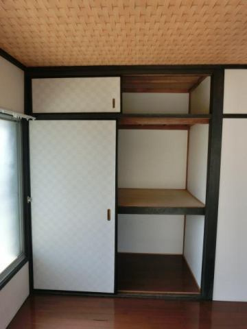 春日野町戸建ての収納
