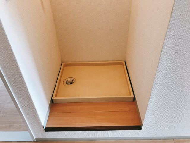 グレイスクレールの玄関|洗濯機置き場
