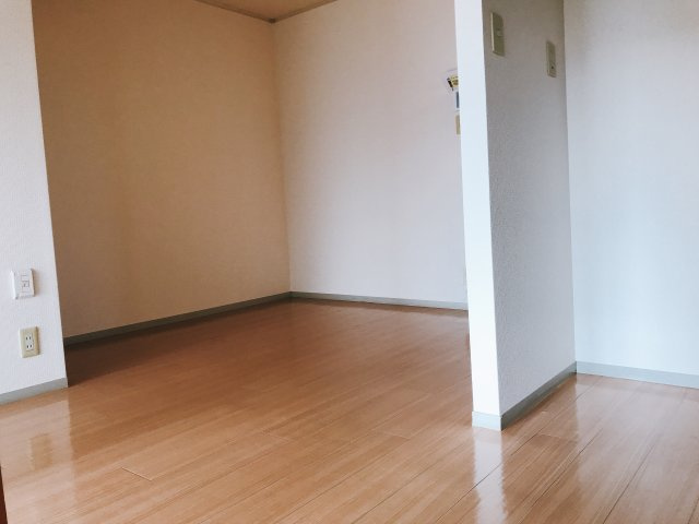 グレイスクレールの居間・リビング|ダイニングキッチン