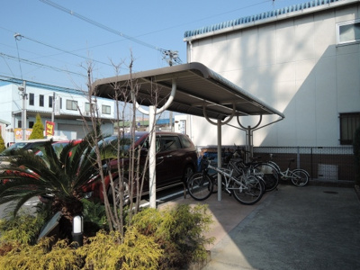 【その他共用部分】 | カーサ・イリーデ | ☆屋根付き駐輪場☆