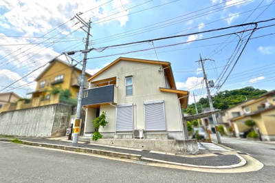 【前面道路含む現地写真】 | 宇治市莵道妙見　中古戸建 | 《ローンの事やお家探しのご相談は（株）ゆいホームにお任せ下さい。ちょっとした疑問にも解りやすくお応えします。》お気軽にどうぞ(^^)/