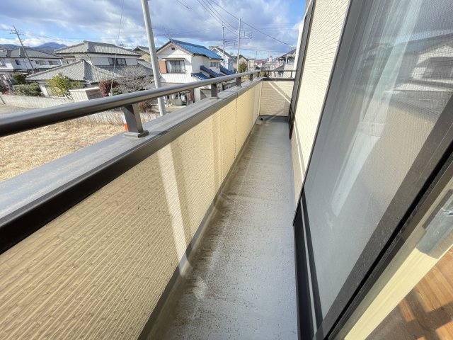 藤岡市藤岡　中古2480のバルコニー