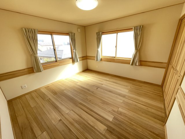 藤岡市藤岡　中古2480の洋室