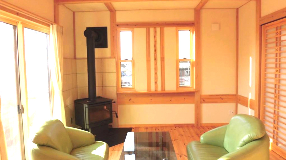 藤岡市藤岡　中古2480の居間・リビング|おしゃれなリビングです