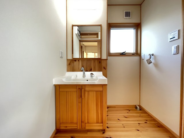 藤岡市藤岡　中古2480の独立洗面台