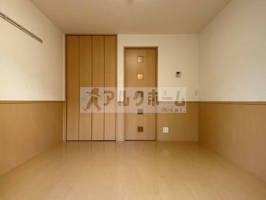 クリエ西山本の居間・リビング