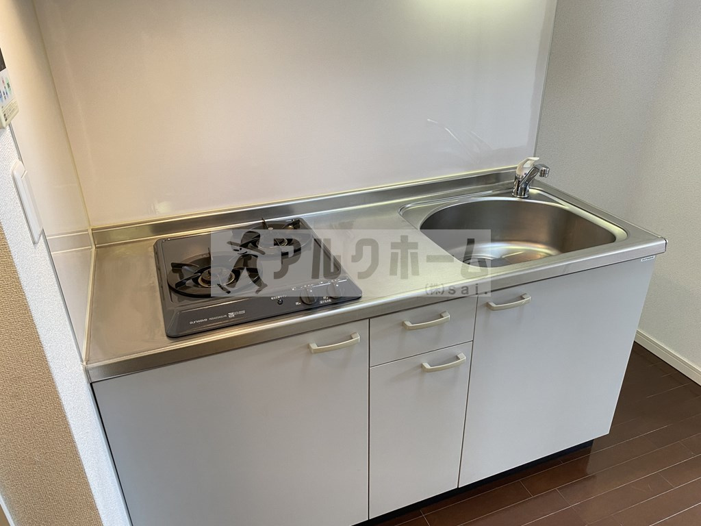 エレガンツア南本町のキッチン