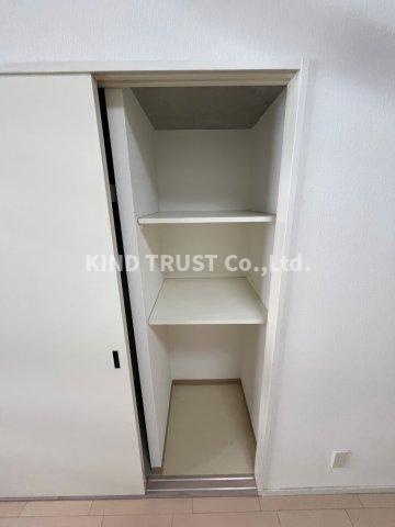 天満アパートメントの収納|こまごまとしたものを収納できそうですね