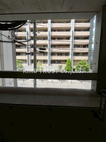 天満アパートメントのバルコニー|広々としたバルコニーです