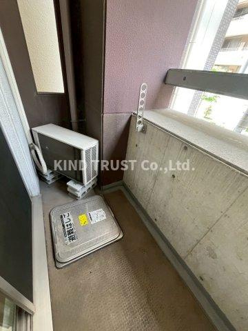 天満アパートメントのバルコニー|広々としたバルコニーです