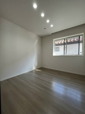 【寝室】 | ハルモニアステラ【SHM】 | 各居室にもエアコン付き！夏でも冬でも快適に過ごせます☆