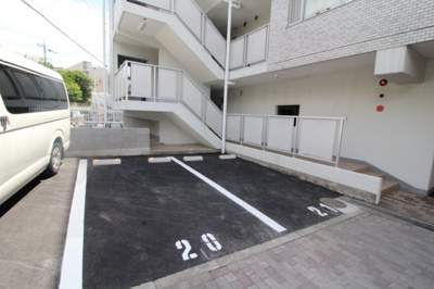 【駐車場】 | ウエストアップ少路