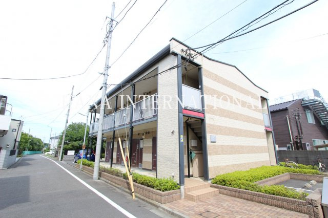 レオパレスプラネットホームズの外観