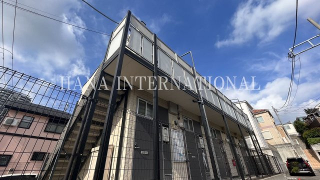 レオパレスミストラル西国分寺の外観