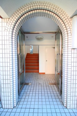 【エントランス】 | ホワイトヒル