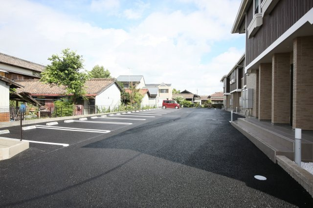 SAKYO6の駐車場