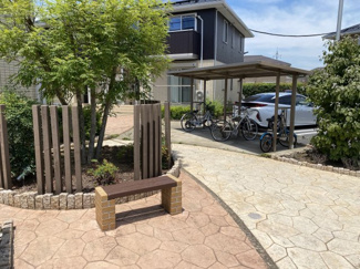 【庭】 | ヴィラージュ学園A