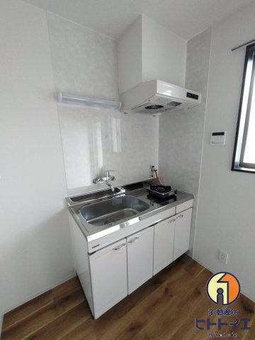  ikka吉田のキッチン|コンパクトなキッチンで掃除もラクラク