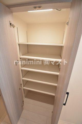プレディアコート本町の玄関