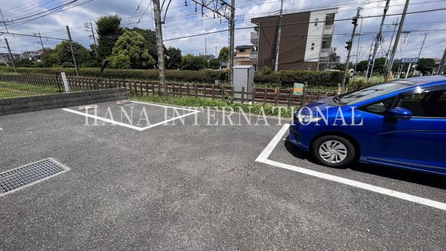 ヴィーブルⅢの駐車場