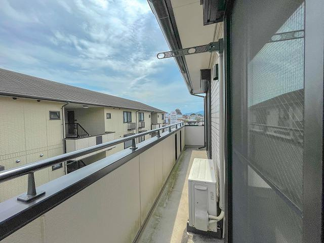 ビーンズ南川添Ⅰのバルコニー|バルコニー付きです