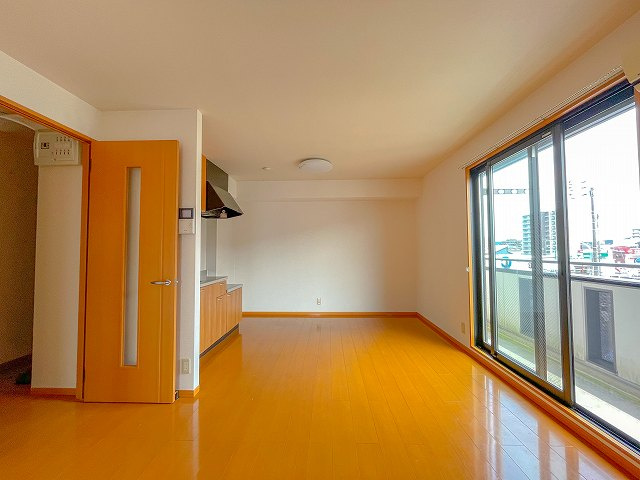 ビーンズ南川添Ⅰの居間・リビング|ゆったり過ごせるリビングです