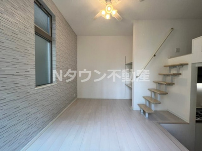 【洋室】 | グランドゥール | 使いやすいリビングです