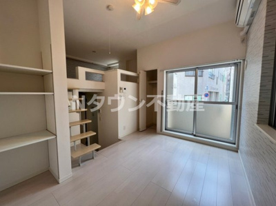 【居間・リビング】 | グランドゥール | 居間です