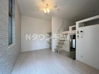 【居間・リビング】 | グランドゥール | ゆったりとした居間です