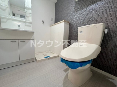 【トイレ】 | グランドゥール | 落ち着いた色調のトイレです