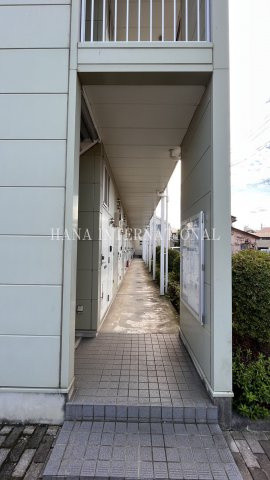 檪 のエントランス